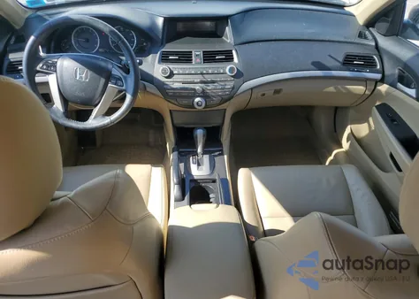 2011 Honda Accord Se z USA, uszkodzony, nr VIN 1HGCP2F61BA058701